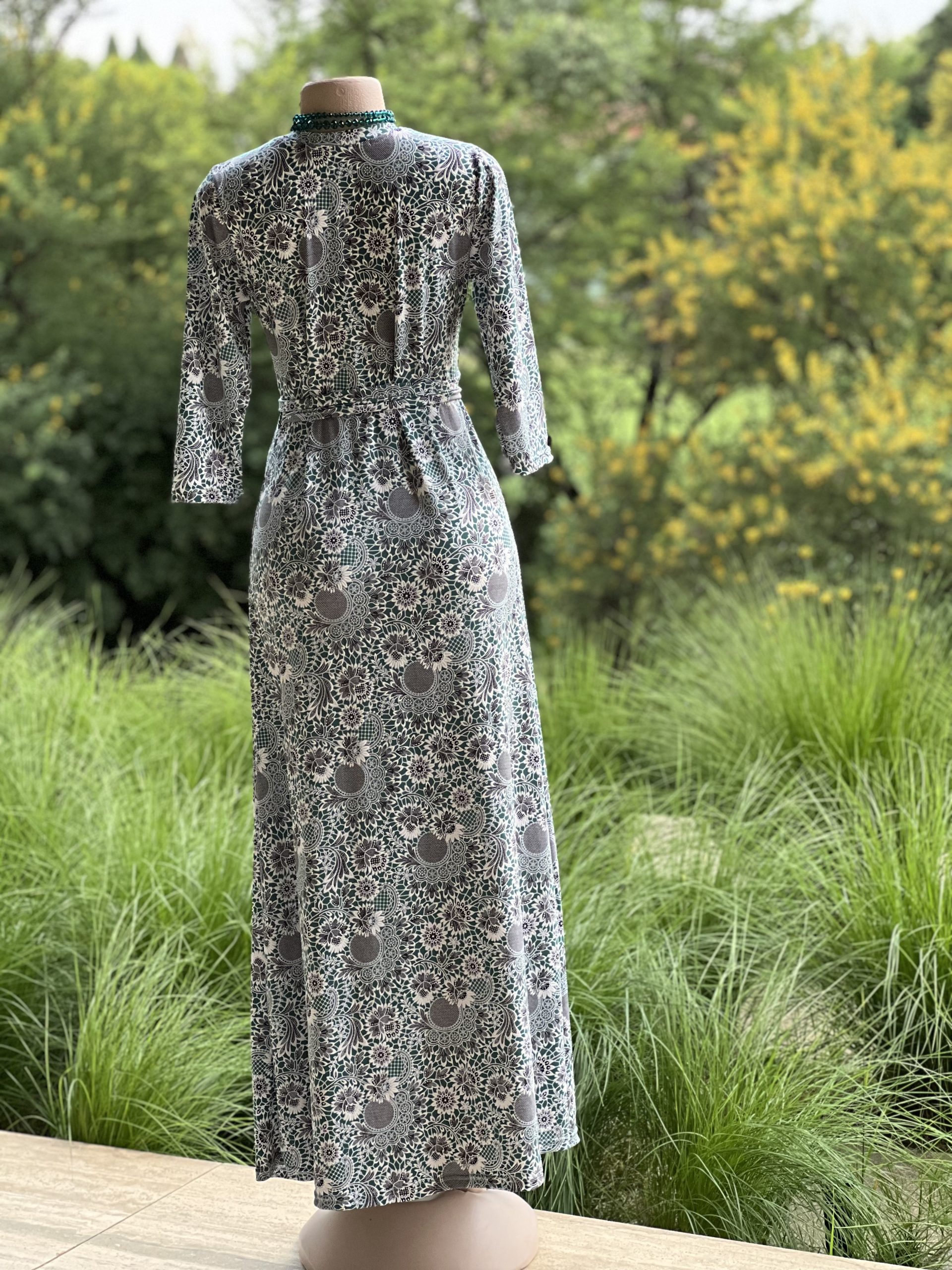 Green and grey wrap dress - Image 4